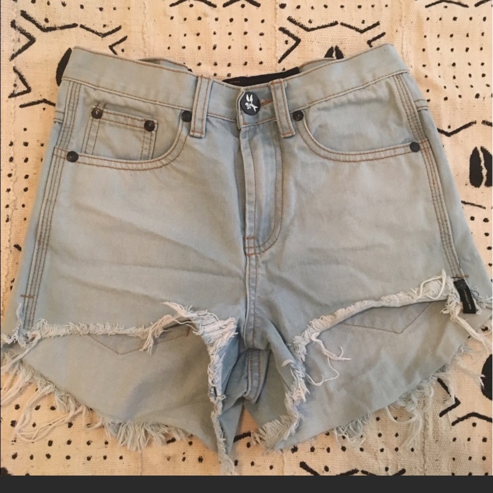 One teaspoon cut offs